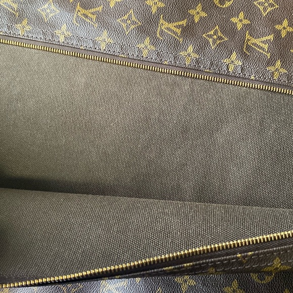 Rare Vintage Louis Vuitton Monogram Garment Bag, c. 1990's - Picture 4 of 17